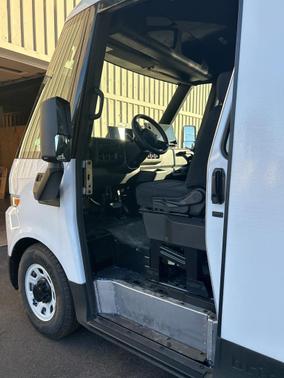 2025 Chevrolet BrightDrop 400