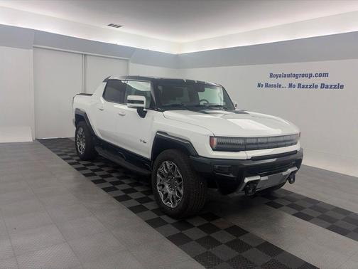 Interstellar White 2025 GMC HUMMER EV Pickup 3X