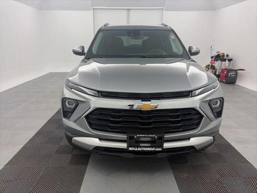 Sterling Gray Metallic 2025 Chevrolet Trailblazer LT