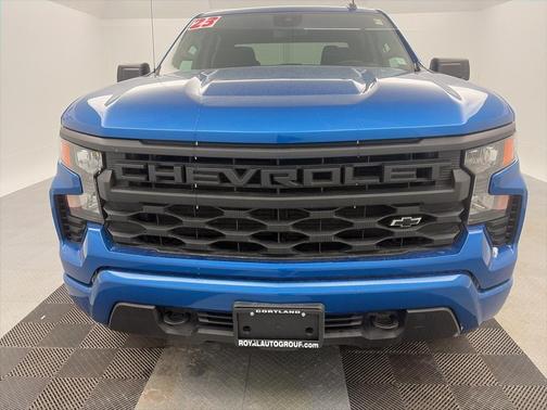 2023 Chevrolet Silverado 1500 Custom