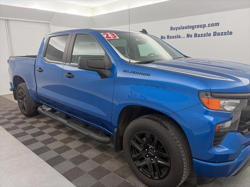 2023 Chevrolet Silverado 1500 Custom