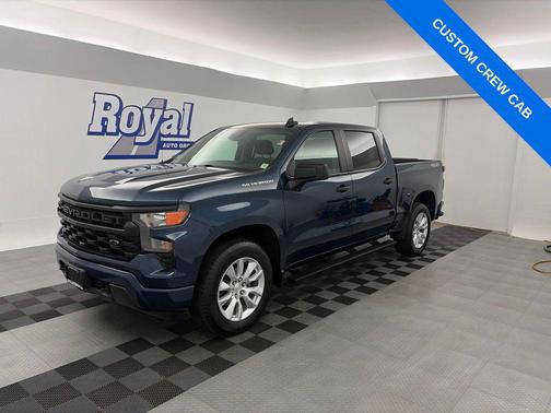 Northsky Blue Metallic 2022 Chevrolet Silverado 1500 Custom