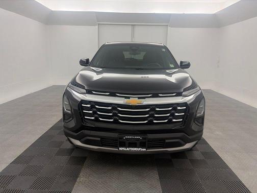 Mosaic Black Metallic 2026 Chevrolet Equinox 1LT