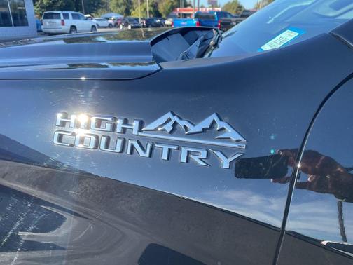 2020 Chevrolet Silverado 1500 High Country