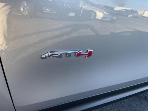 2023 GMC Terrain AWD AT4