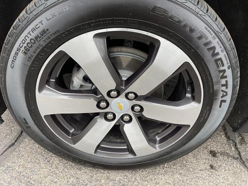 2022 Chevrolet Traverse LT Leather