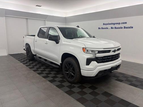 Summit White 2026 Chevrolet Silverado 1500 RST