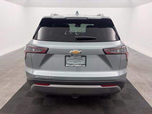 Sterling Gray Metallic 2027 Chevrolet Equinox 1LT