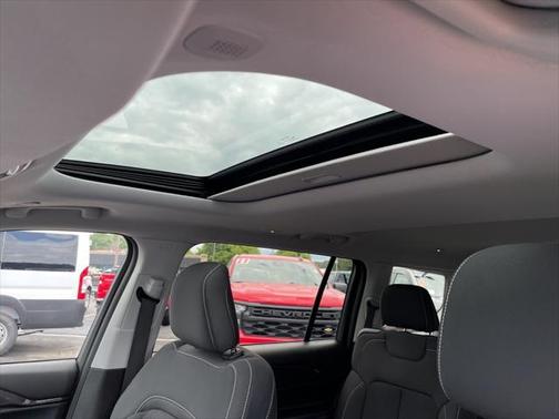 2022 Jeep Grand Cherokee L Laredo