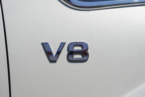 2022 Nissan Armada SV