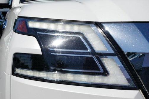 2022 Nissan Armada SV