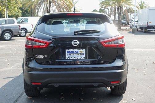 2022 Nissan Rogue Sport S