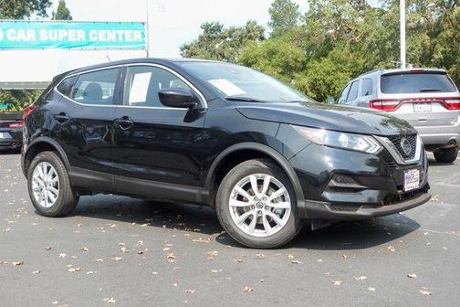 2022 Nissan Rogue Sport S