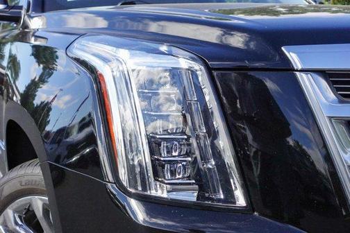 2017 Cadillac Escalade Premium Luxury
