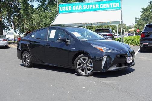 2022 Toyota Prius XLE