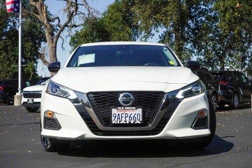 2022 Nissan Altima 2.5 SR