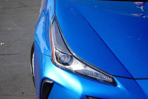 2021 Toyota Prius LE