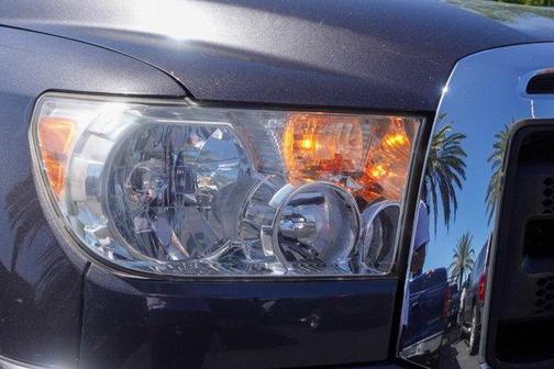 2011 Toyota Tundra Grade