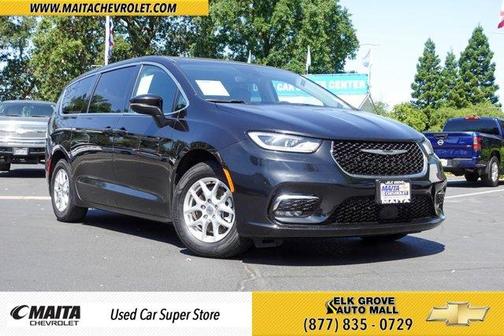 2023 Chrysler Pacifica Touring-L