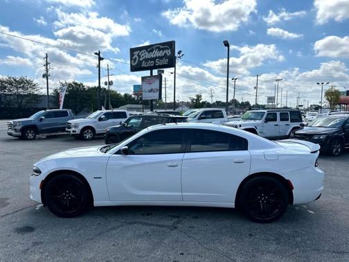 2017 Dodge Charger R/T