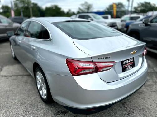 2022 Chevrolet Malibu FWD LT