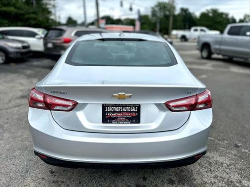 2022 Chevrolet Malibu FWD LT