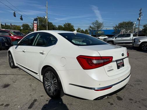 2014 Kia Cadenza Premium