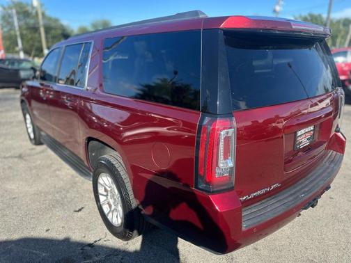2016 GMC Yukon XL SLT