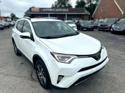 2017 Toyota RAV4 XLE