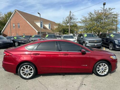 2019 Ford Fusion Hybrid SE