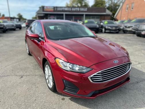 2019 Ford Fusion Hybrid SE