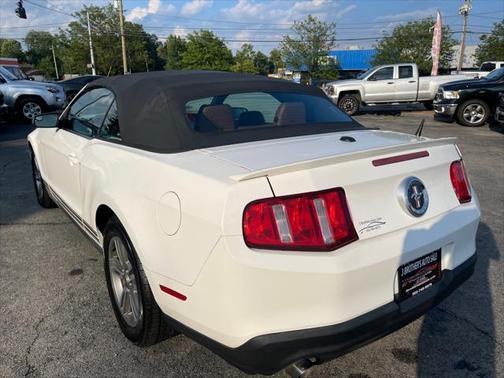 2011 Ford Mustang V6 Premium