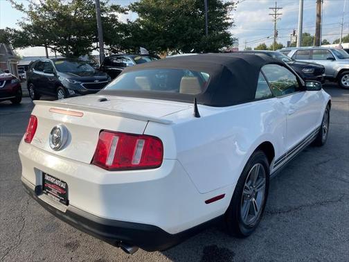 2011 Ford Mustang V6 Premium