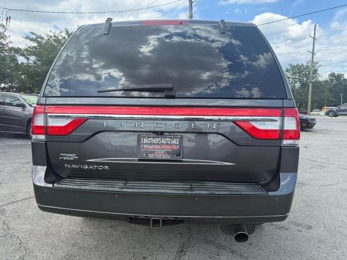 2017 Lincoln Navigator Select