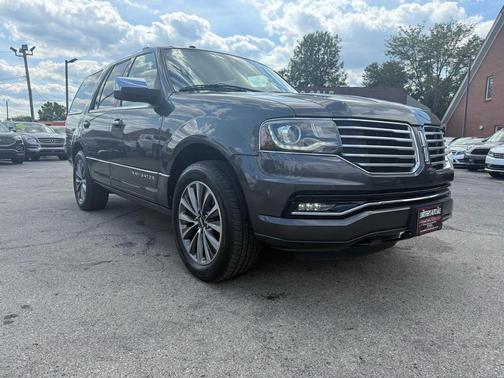 2017 Lincoln Navigator Select