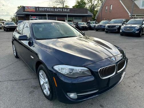 2012 BMW 528 4dr Sdn 528i RWD