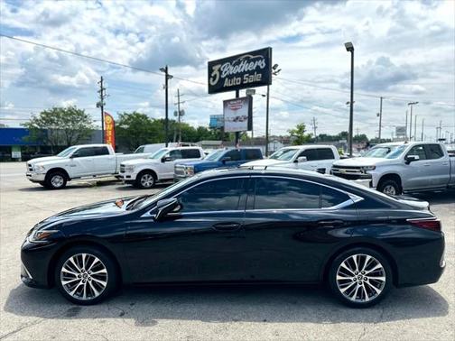 2021 Lexus ES 350 Base