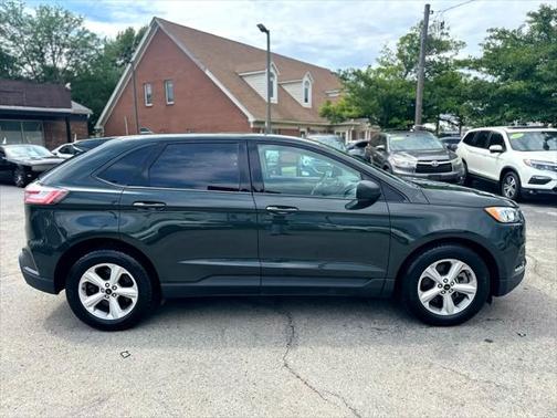 2023 Ford Edge SE