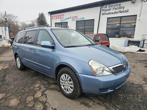 2012 Kia Sedona LX