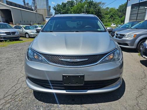 2017 Chrysler Pacifica LX