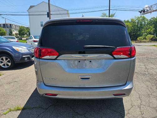 2017 Chrysler Pacifica LX