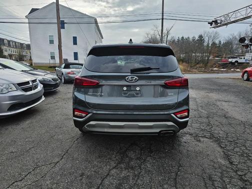 2019 Hyundai SANTA FE SEL 2.4