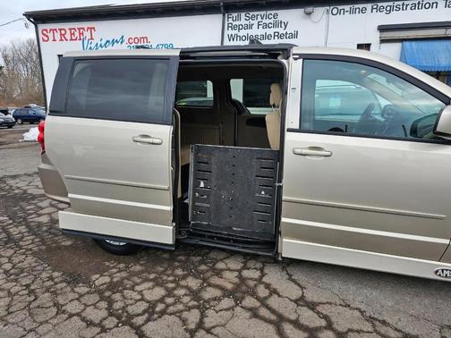 2014 Dodge Grand Caravan SXT