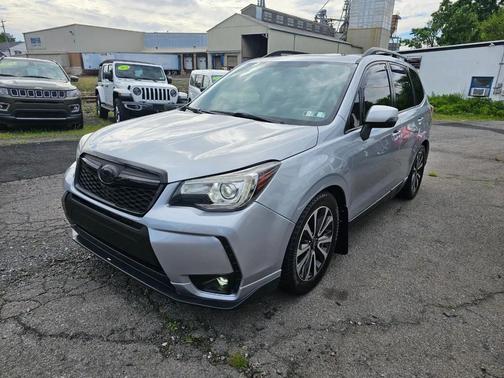 Ice Silver Metallic 2017 Subaru Forester 2.0XT Touring