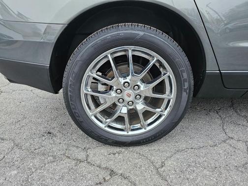 2013 Cadillac SRX Performance Collection