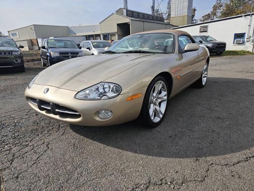 2003 Jaguar XK8 Base (A6)