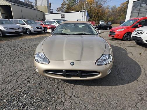 2003 Jaguar XK8 Base (A6)