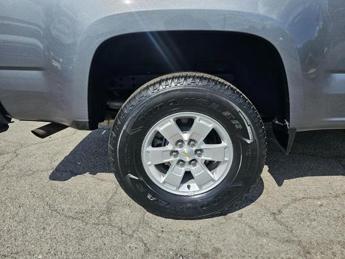 Gray 2018 Chevrolet Colorado WT