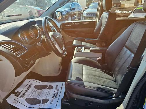 2015 Chrysler Town & Country Touring