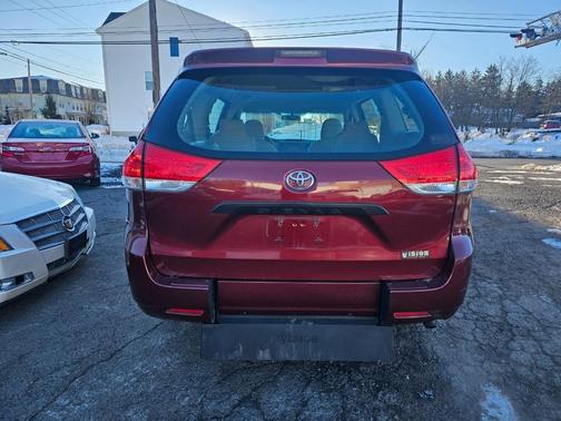 2011 Toyota Sienna Base